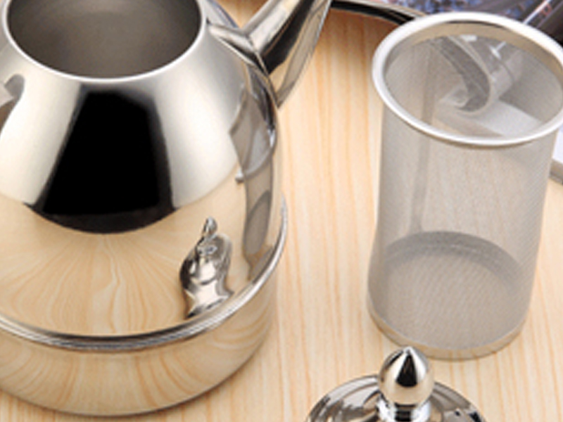 How Ultra-Fine Filtration Screens Are Manufactured Using Metal Etching Technology